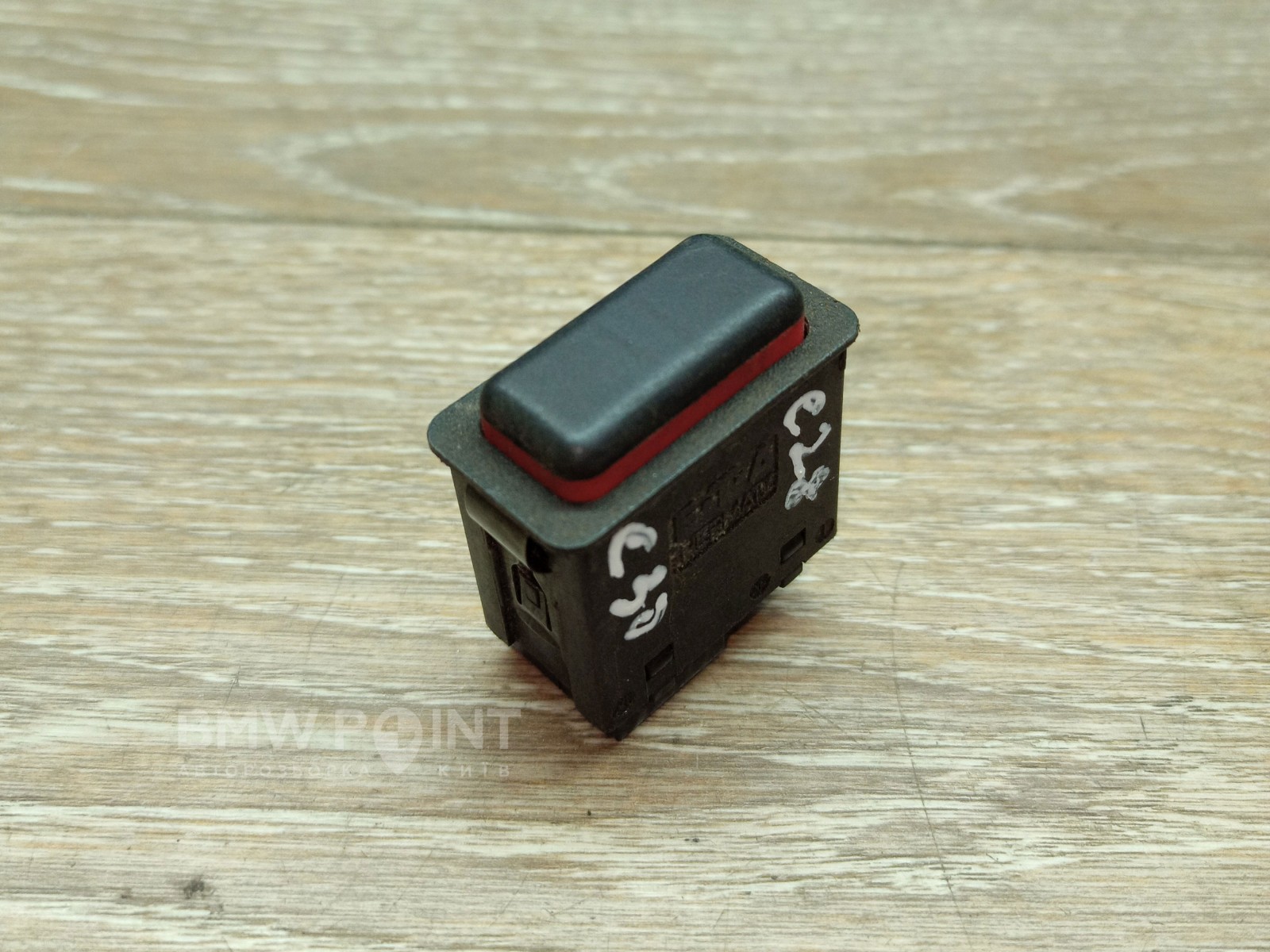 Кнопка блокування ЕСП e30, е28