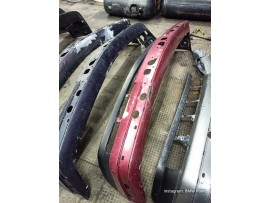 Бампер передній е34 під ремонт