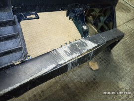 Бампер передній е34 зелений