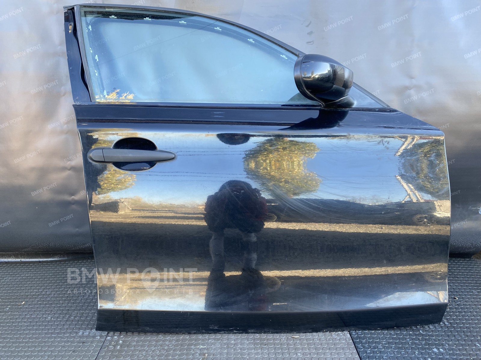 Двері BMW E87  передня права