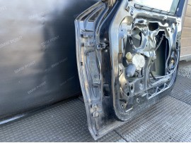 Двері BMW E87  передня права