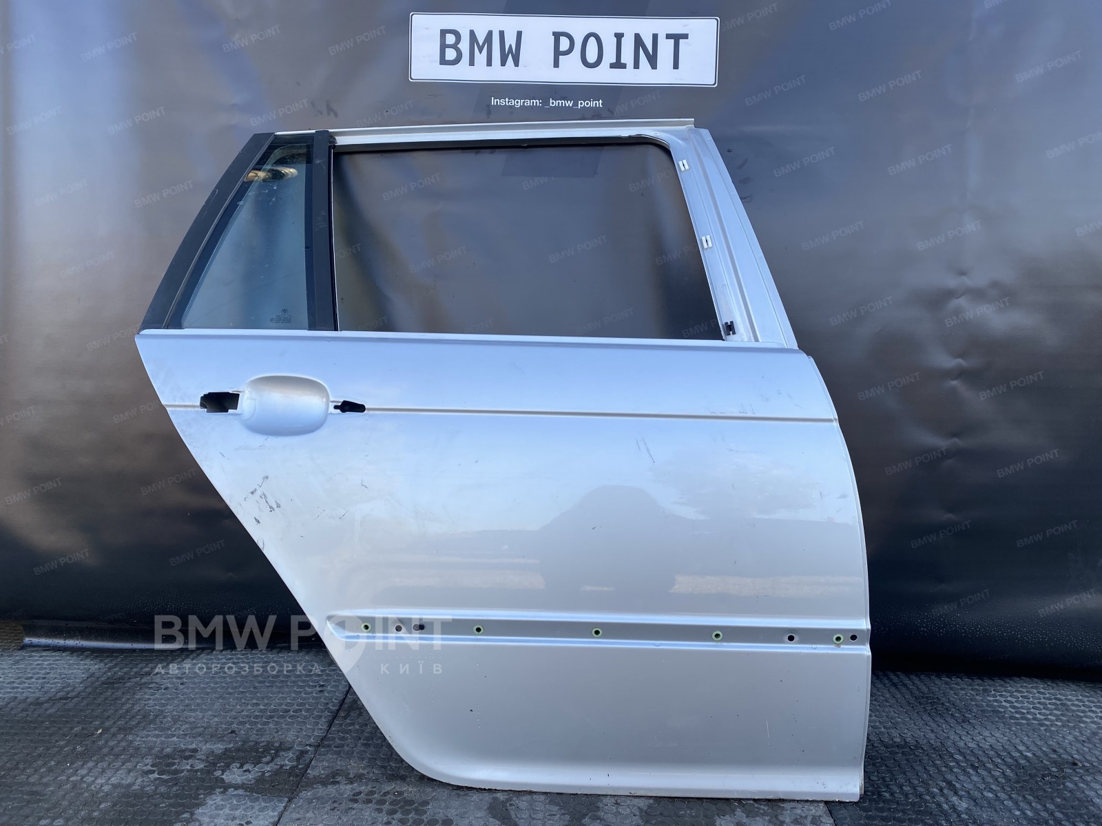 Двері BMW E46 задня права турінг