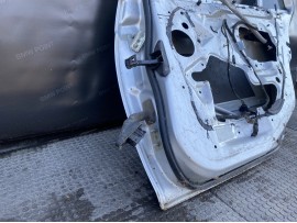 Двері BMW E46 задня права турінг