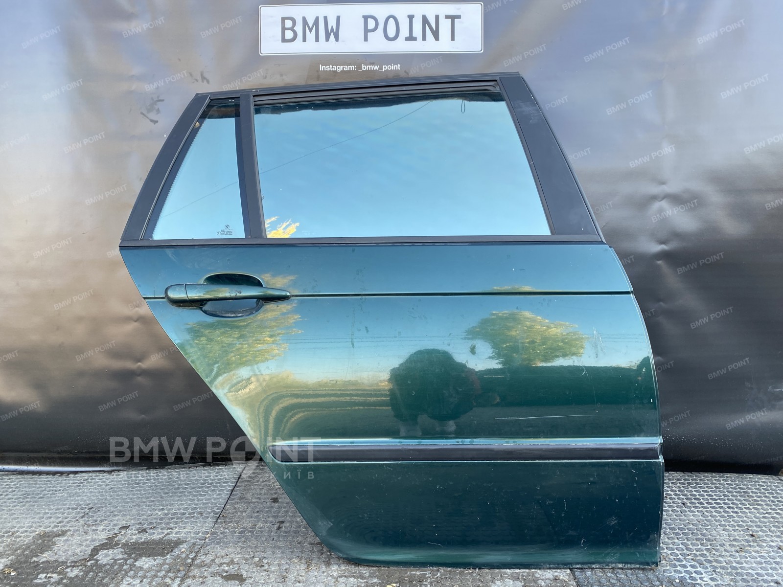 Двері BMW E46 задня права турінг