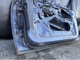 Двері BMW E46 передня права седан