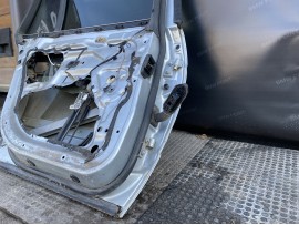 Двері BMW E39  задня ліва турінг