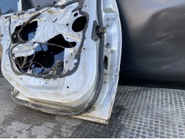 Двері BMW E46 задня ліва седан