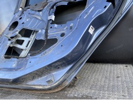 Двері BMW E46 задня права седан