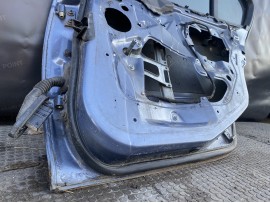 Двері BMW E46 задня права седан