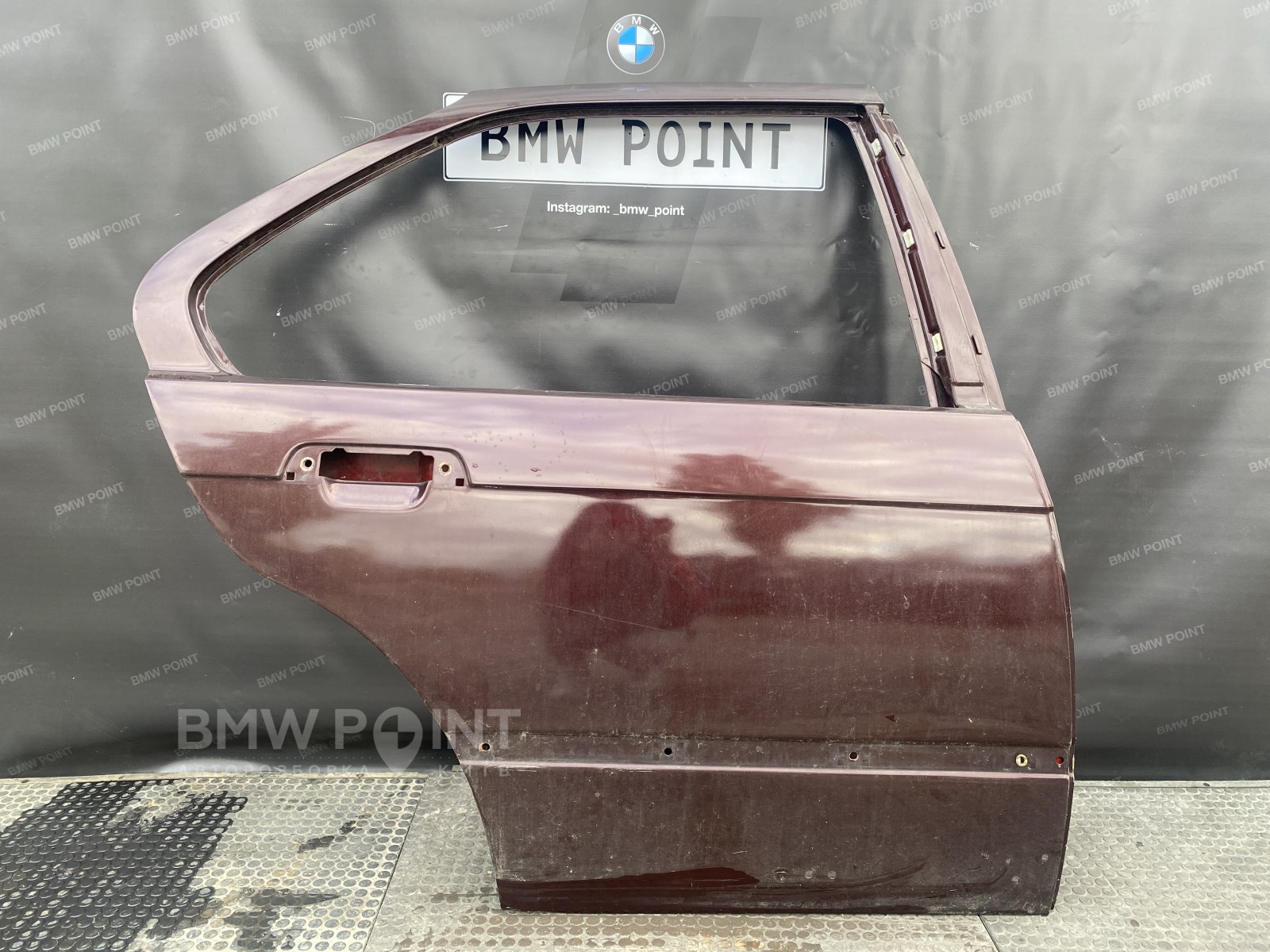 Двері BMW E36 задня права седан