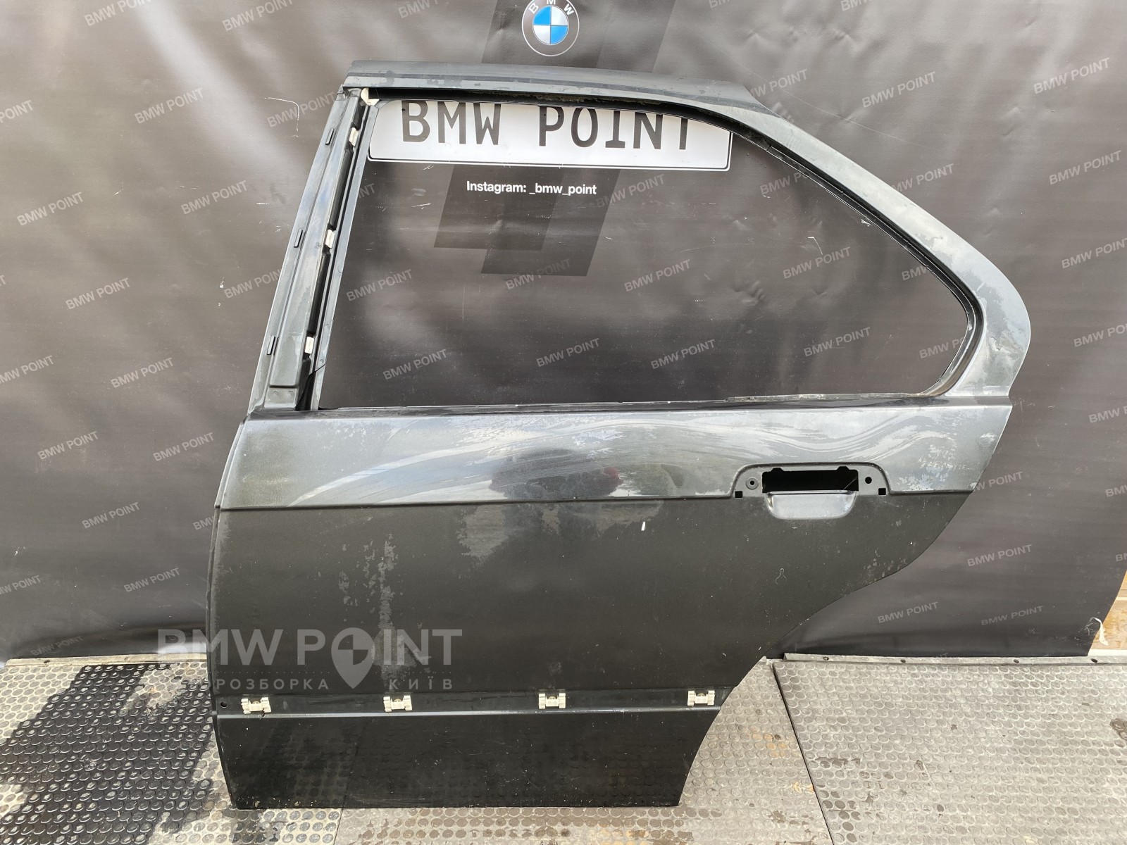 Двері BMW E36 задня ліва седан