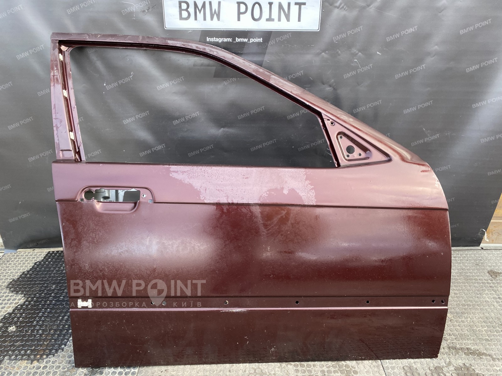 Двері BMW E36 передня права седан 