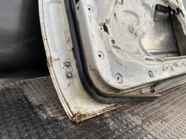 Двері BMW E34 передня права дорестайл