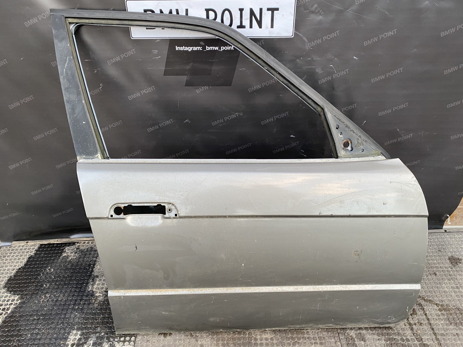 Двері BMW E34 передня права дорестайл
