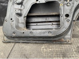 Двері BMW E34 задня права седан рестайл