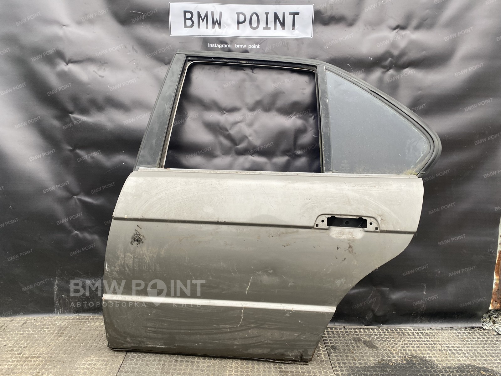 Двері BMW E34 задня ліва седан дорестайл