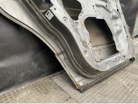 Двері BMW E34 задня ліва седан дорестайл