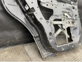 Двері BMW E34 задня ліва седан рестайл