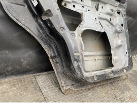 Двері BMW E34 задня ліва седан дорестайл