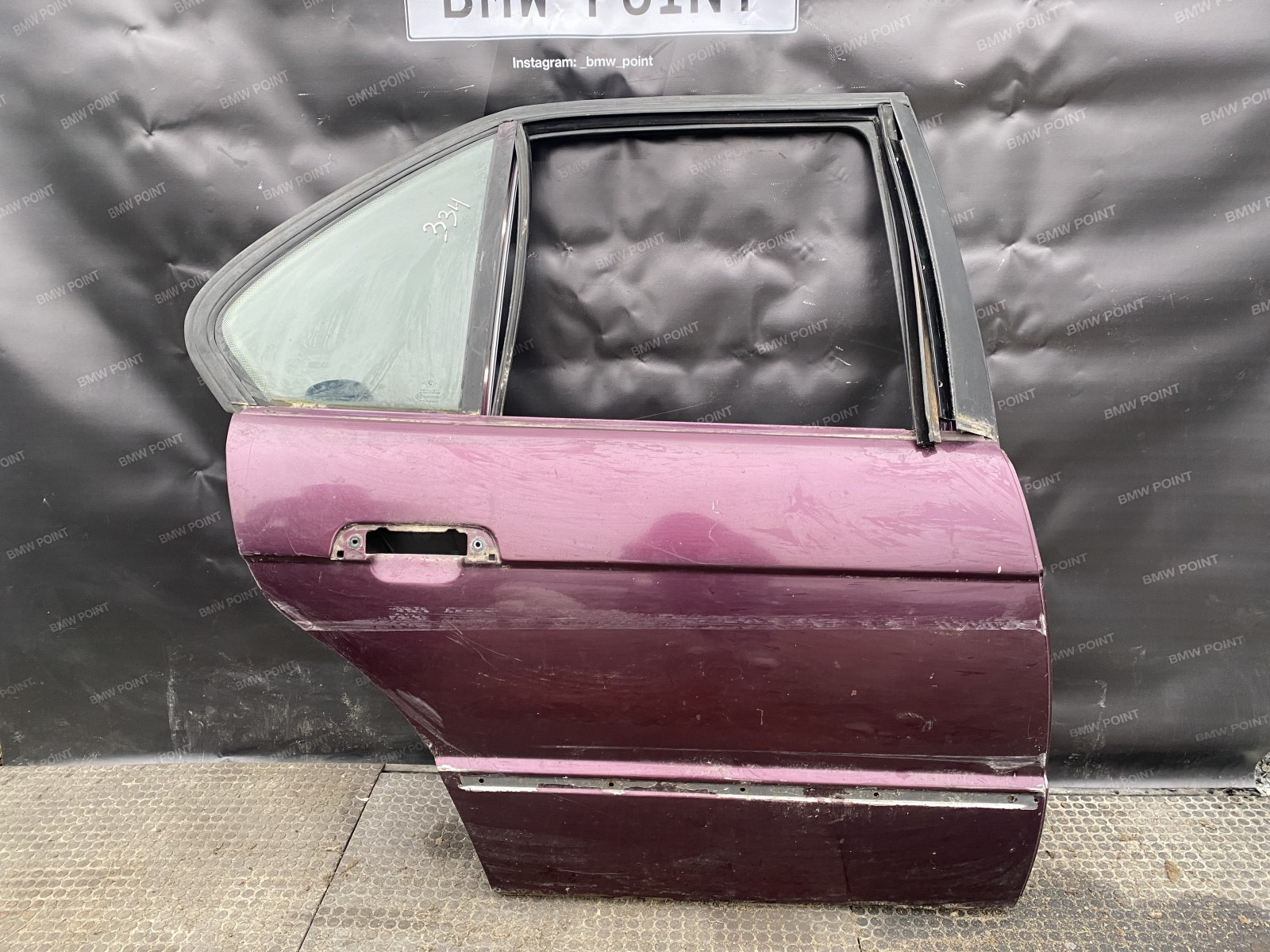 Двері BMW E34 задня права седан рестайл
