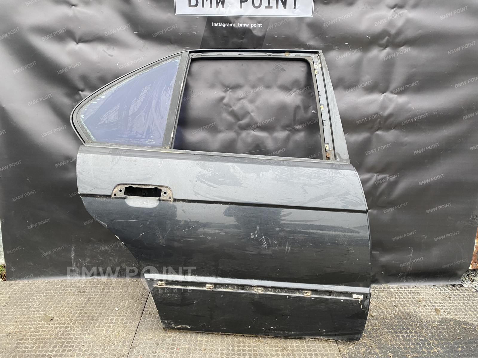 Двері BMW E34 задня права седан дорестайл