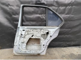 Двері BMW E34 задня права седан дорестайл