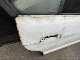 Двері BMW E34 задня права седан дорестайл