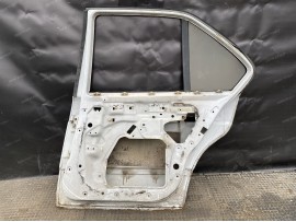 Двері BMW E34 задня права седан дорестайл