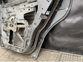 Двері BMW E34 задня права седан дорестайл