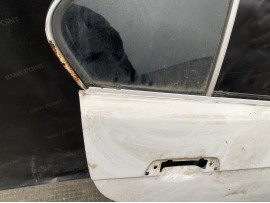 Двері BMW E34 задня права седан дорестайл