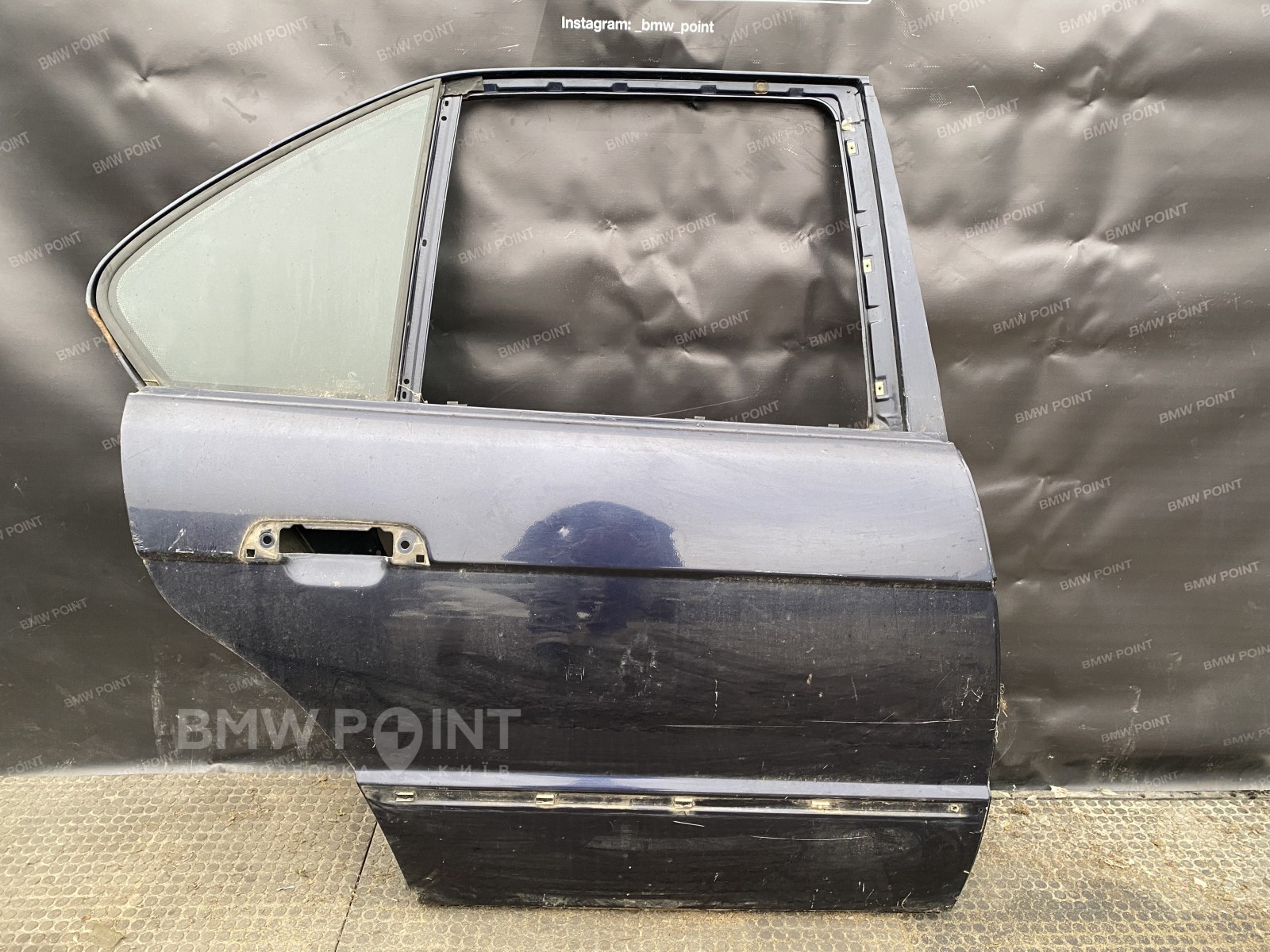 Двері BMW E34 задня права седан рестайл