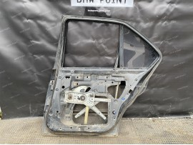 Двері BMW E34 задня права седан дорестайл