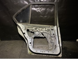 Двері BMW E34 задня ліва седан дорестайл