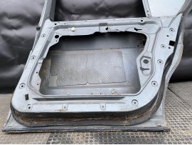 Двері BMW E32 задня права коротка база