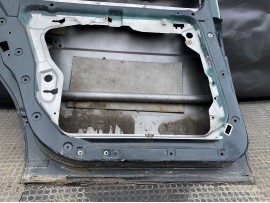 Двері BMW E32 задня ліва коротка база