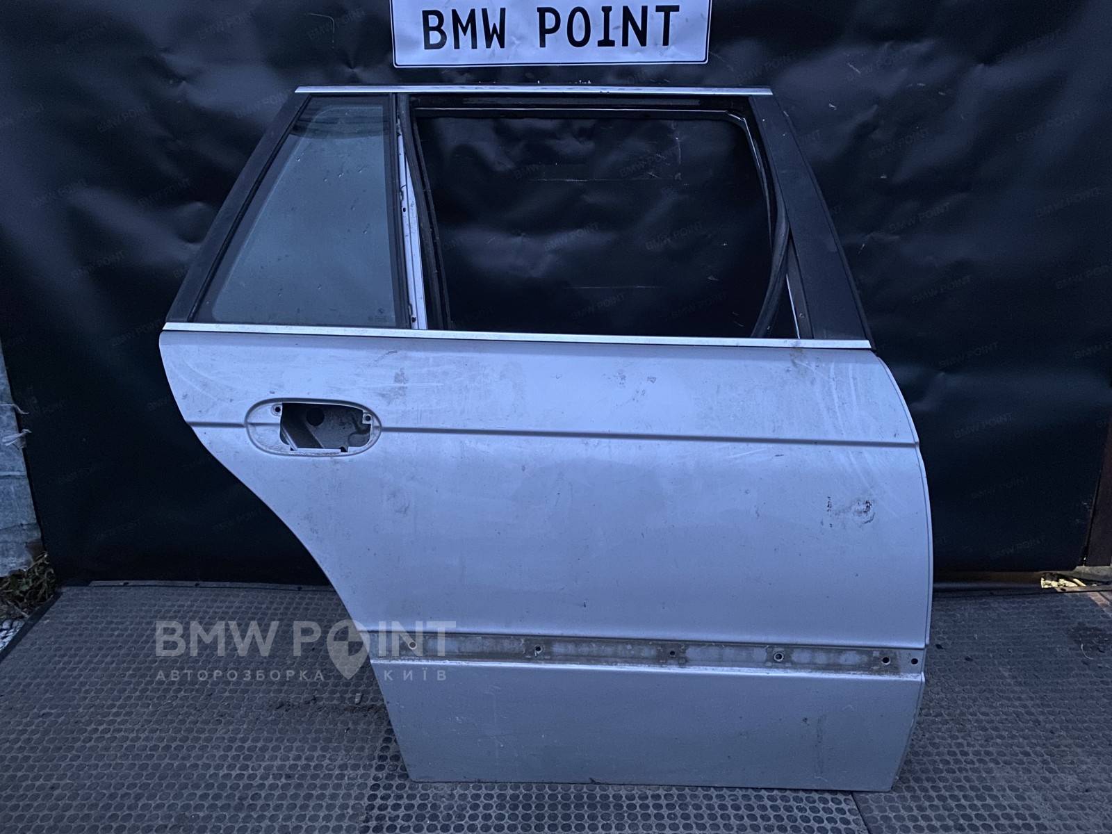 Двері BMW E39 задня права турінг