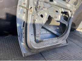 Двері BMW E39 задня права седан дорестайл