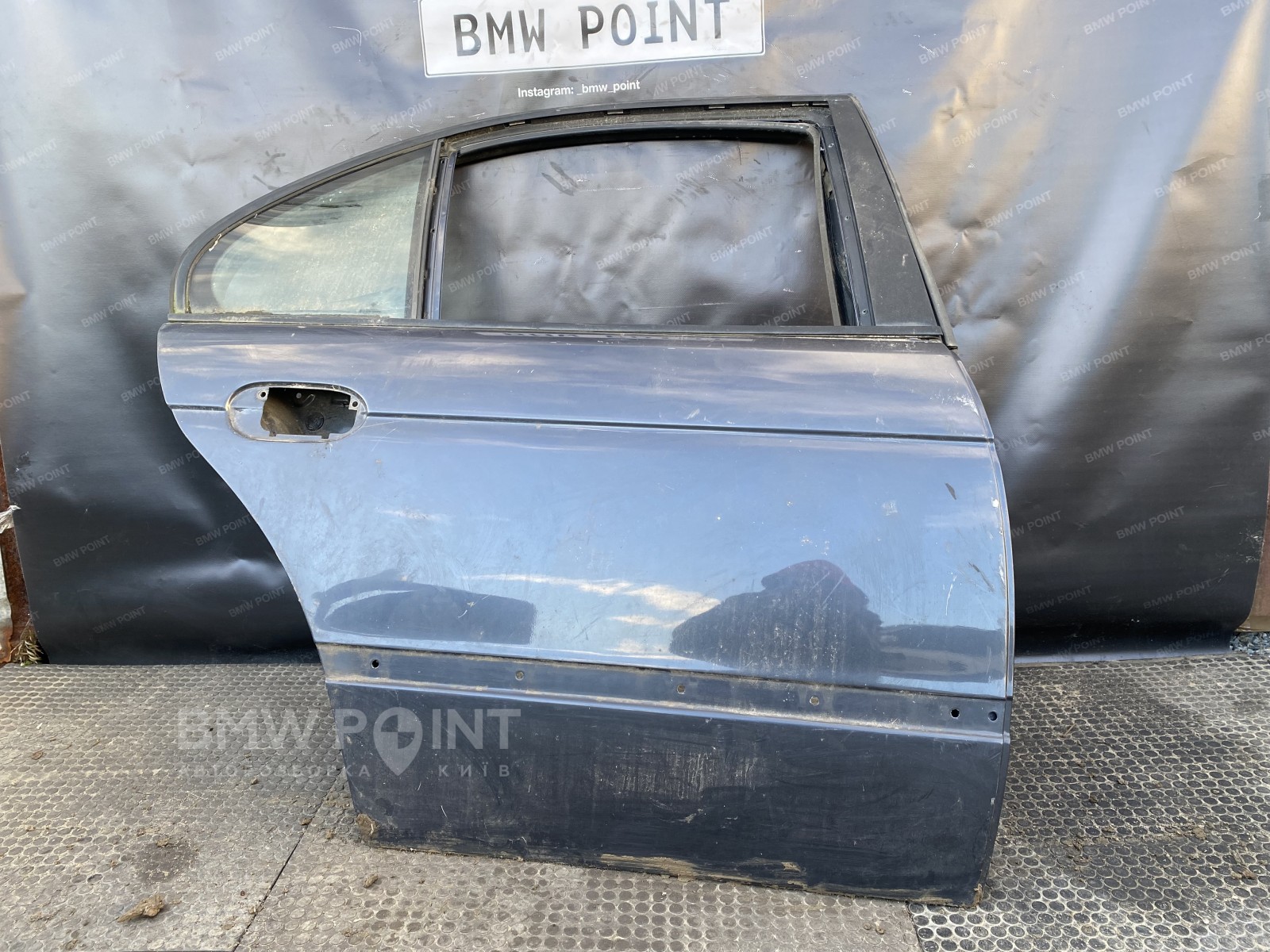 Двері BMW E39 задня права седан рестайл