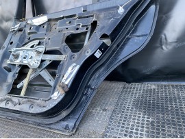 Двері BMW E34 задня права седан дорестайл