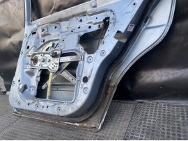 Двері BMW E34 задня права турінг