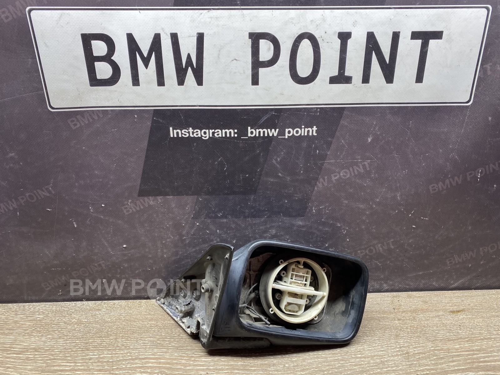 Дзеркало заднього виду бічне BMW E30 праве седан