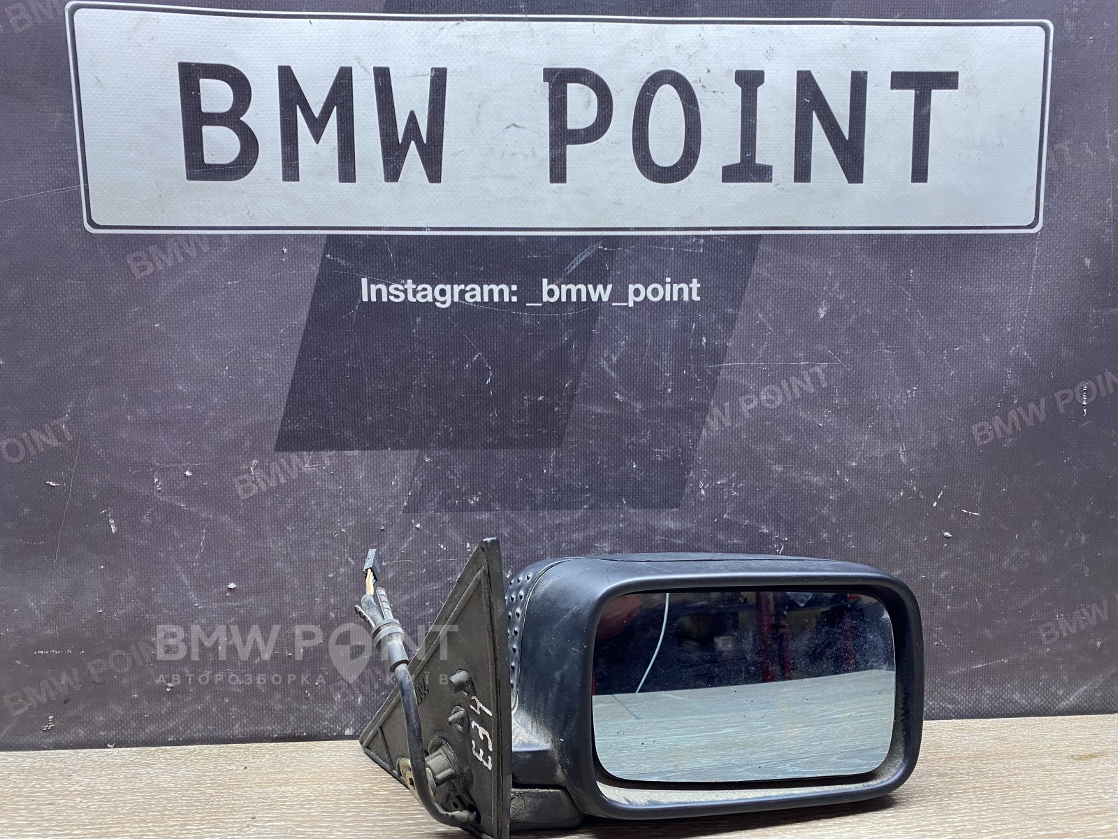 Дзеркало заднього виду бічне BMW E34 праве рестайл