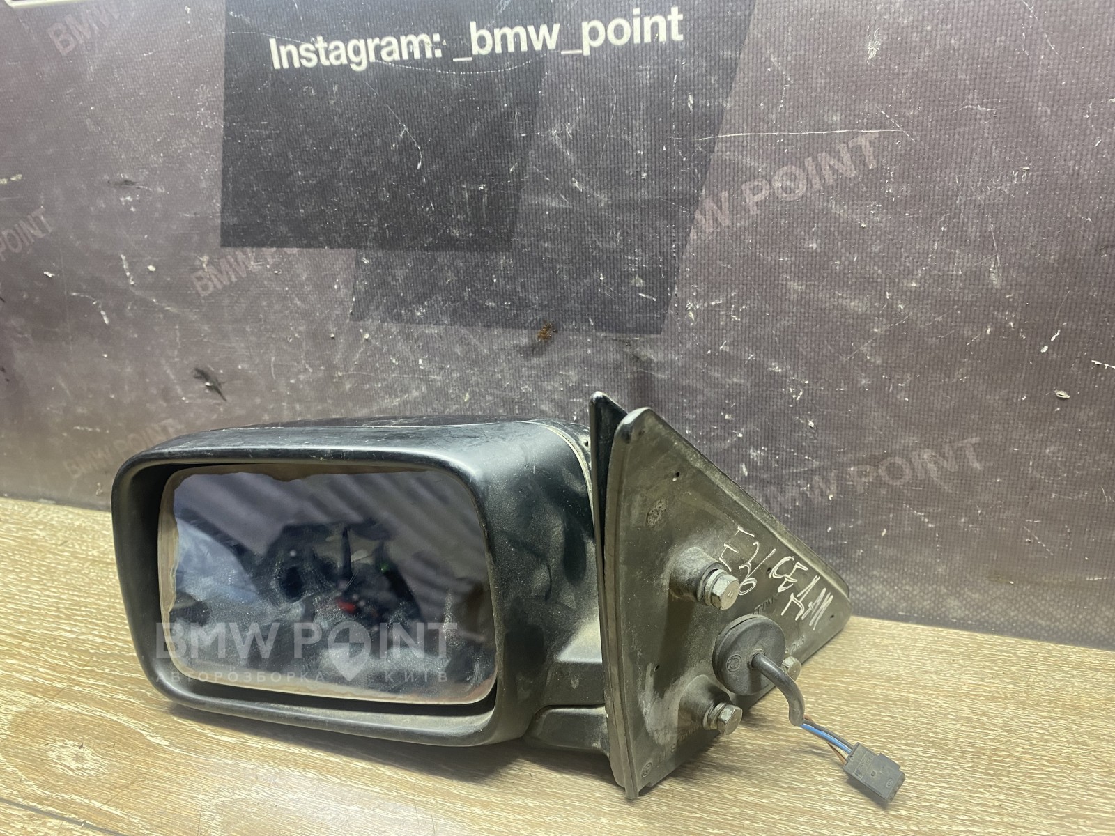 Дзеркало заднього виду бічне BMW E36 ліве седан
