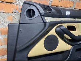 Обшивка дверей BMW E39 Передня права шкіра 