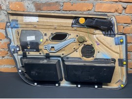 Обшивка дверей BMW E39 Передня права шкіра 