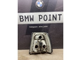 Задній ліхтар BMW E34 на крилі лівий седан