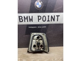 Задній ліхтар BMW E34 на крилі лівий седан