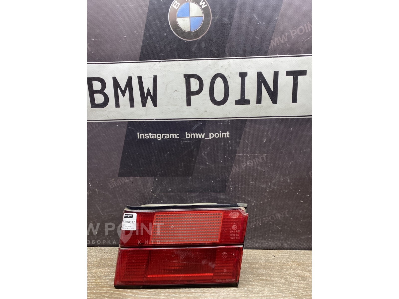 Задній стоп сигнал в кришку багажника BMW E34, правий