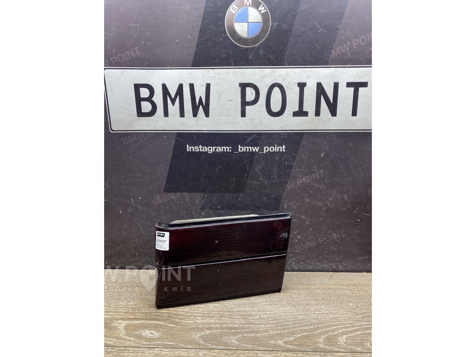 Задній стоп сигнал в кришку багажника BMW E34 правий