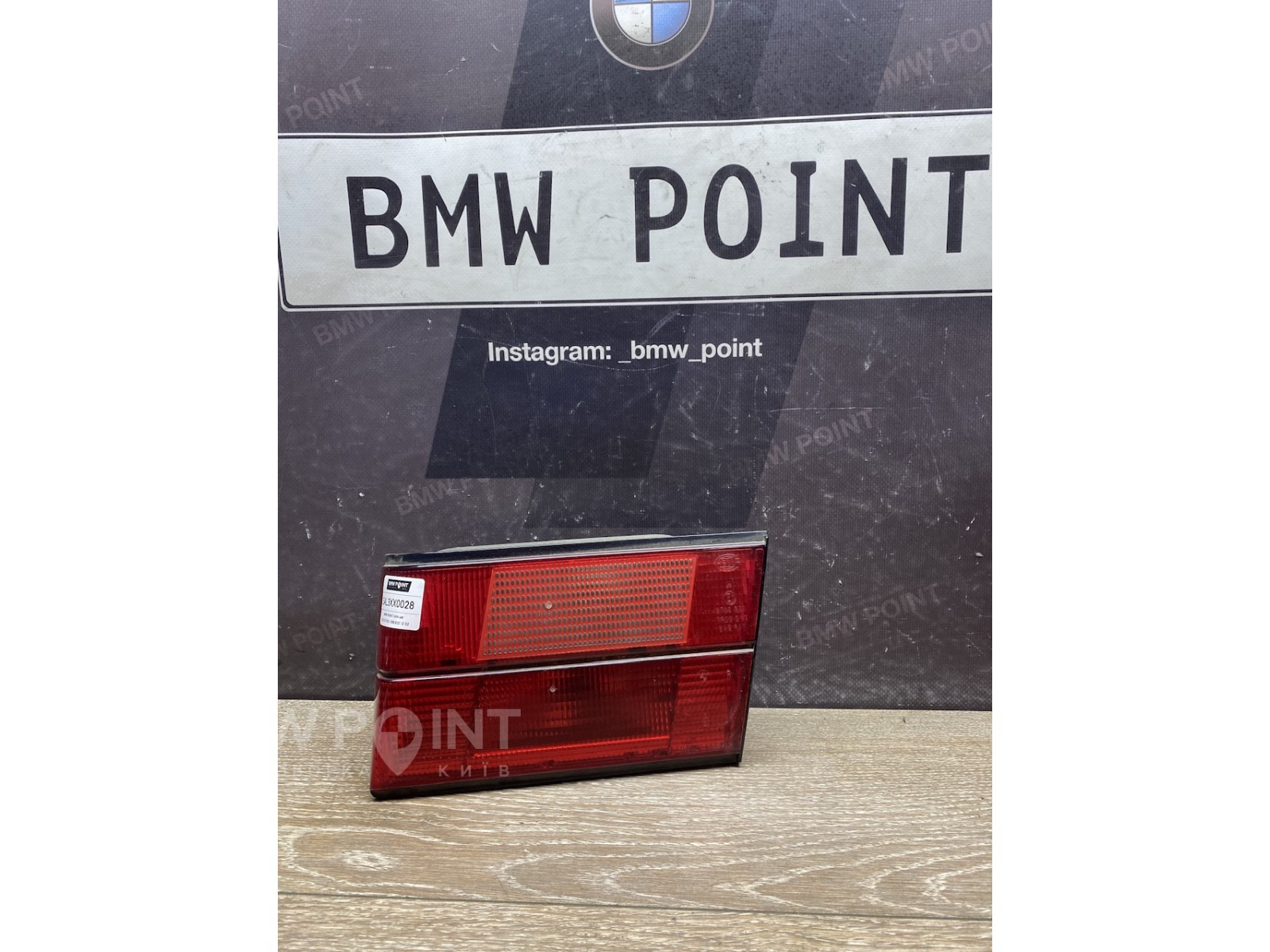 Задній стоп сигнал в кришку багажника BMW E34, правий